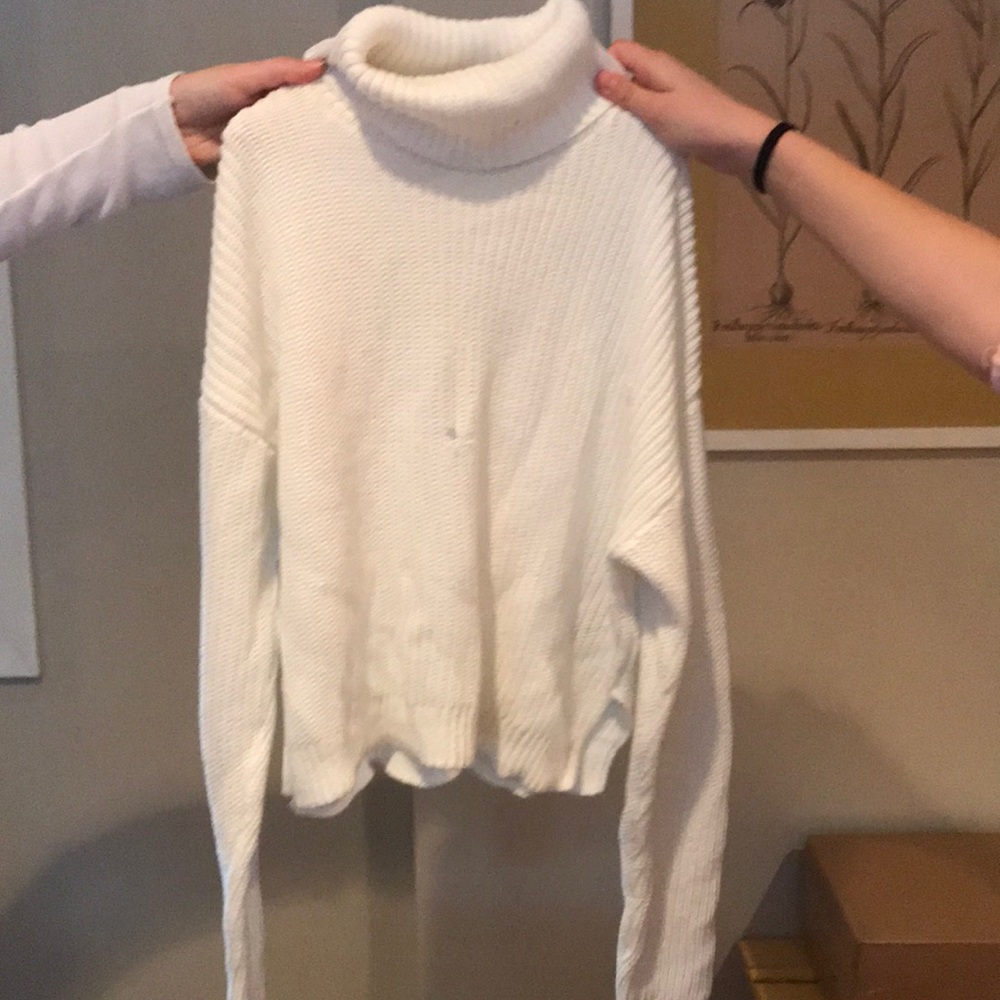 White cropped turtle neck sweater
